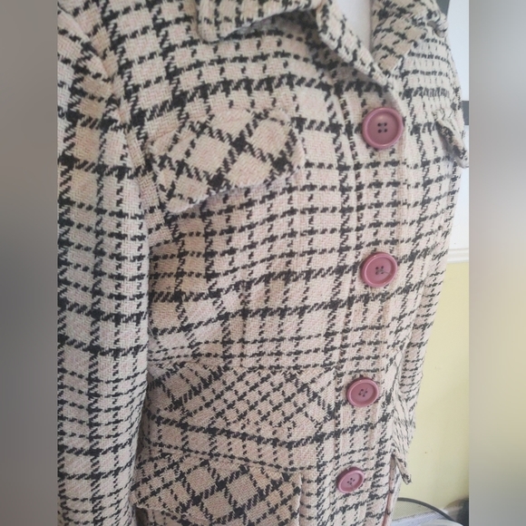 STATIC Coat - Picture 2 of 11